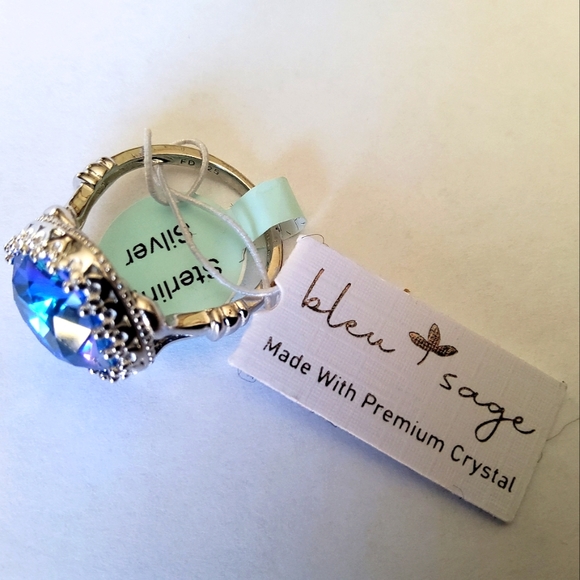 Sterling Silver Ring Sz 8 - Picture 7 of 9